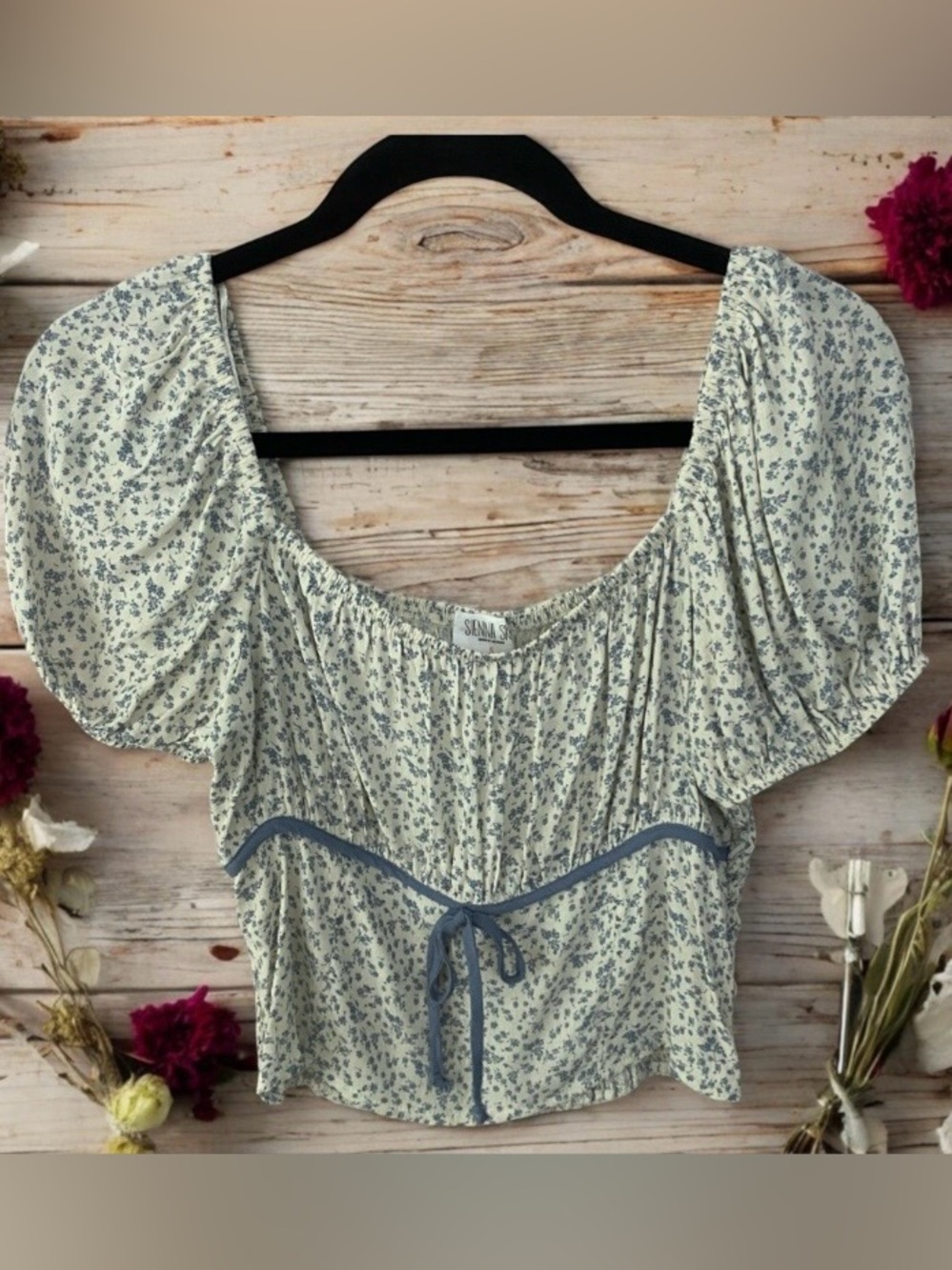 Sienna Sky Milkmaid Top Boho Cottagecore Ditsy Floral Smocked Lightweight Small